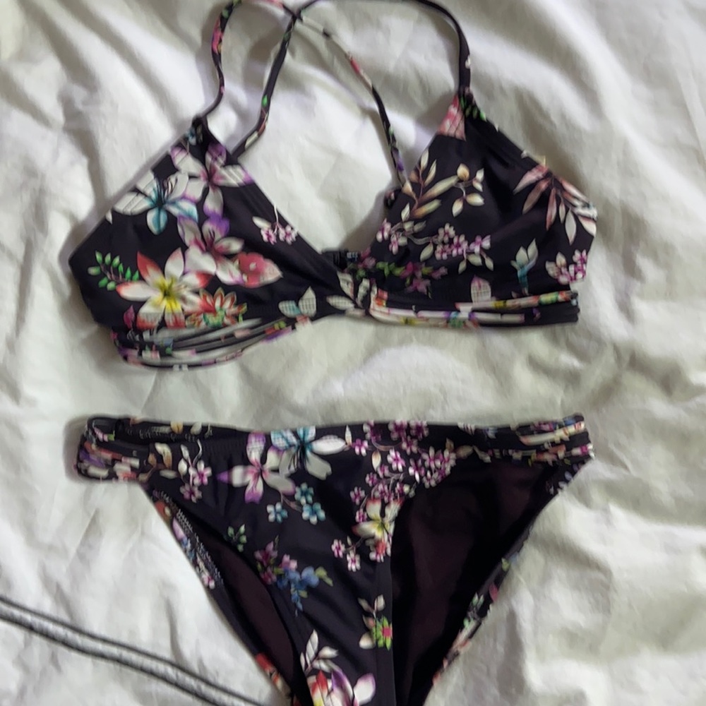 Girls Hobie bathing suit 14